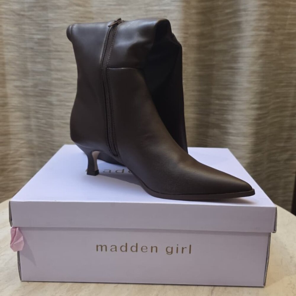 Madden Girl Debut Wide-Calf Tall Kitten-He Brown Smooth Size 8.5 - G67